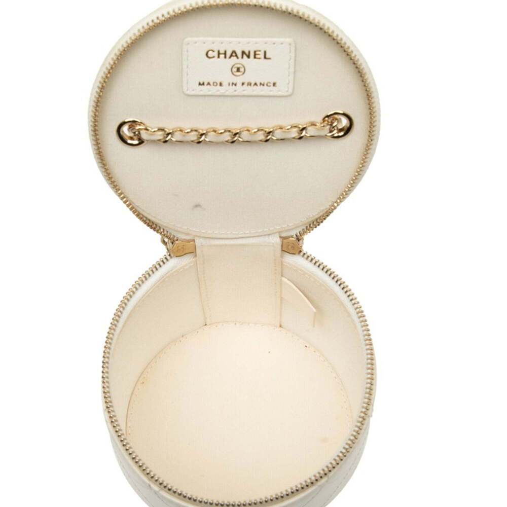 CHANEL Black Logo Shoulder Bag - Picture 4 of 6
